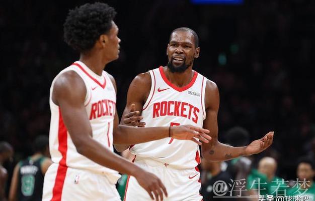 威少表现力压邓肯，阿门豪取20+12，杜兰特封杀中投高手，火箭击溃国王迎四连胜